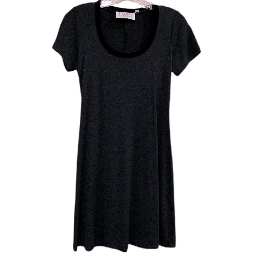 MARIAN & MARAL Dress Black Scoop Neck Mini M.
